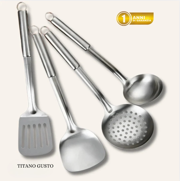 Duo Essenziale: Set di 2 Padelle + Utensili
